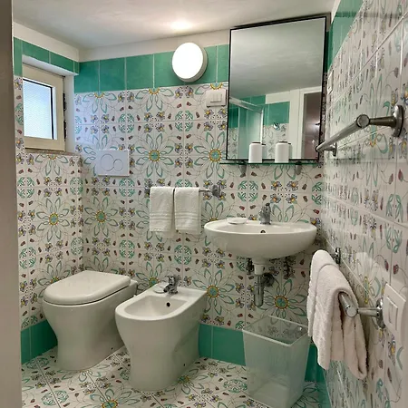 Blumoon Capri Con Accesso Piscina 3* Ανακάπρι