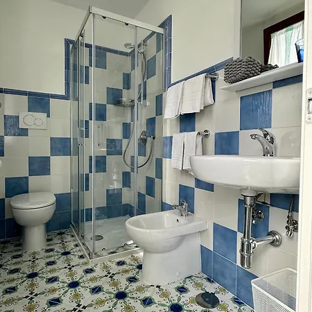 Blumoon Capri Con Accesso Piscina ゲストハウス 3*