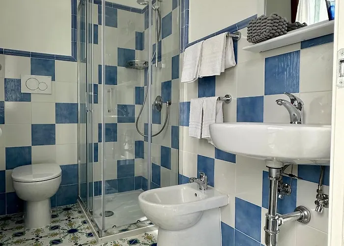 Blumoon Capri Con Accesso Piscina בית הארחה 3*