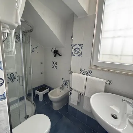 게스트하우스 Blumoon Capri Con Accesso Piscina 3*