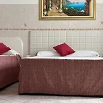 Affittacamere Blumoon Capri Con Accesso Piscina