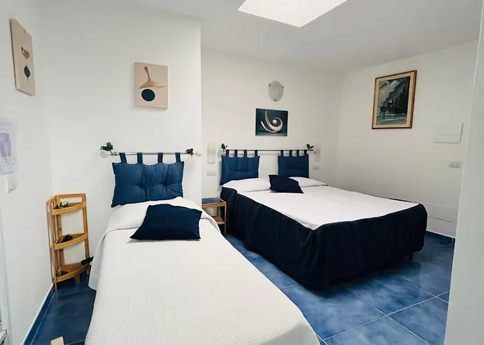 Blumoon Capri Pensión