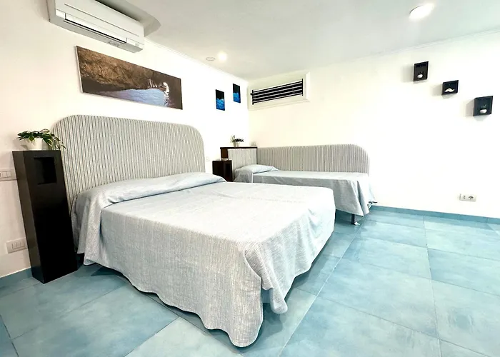 Pensión Blumoon Capri Anacapri (Isola di Capri)