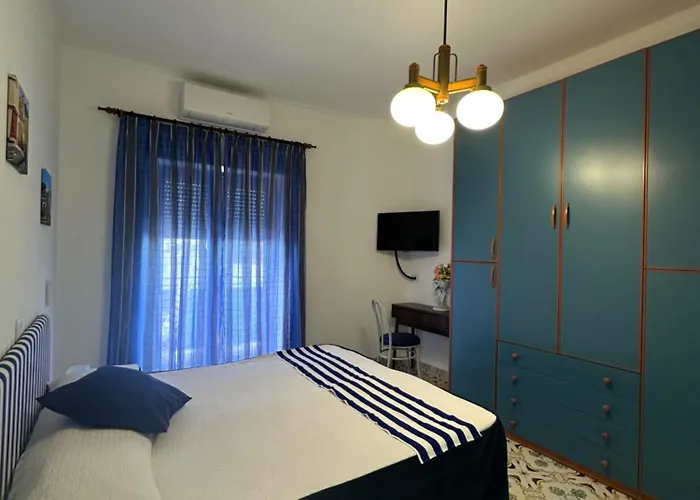 Pensión Blumoon Capri 3*